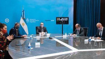 Matías Kulfas, Matías Lammens, Eduardo Hecker, Guillermo Merediz y Eugenia Benedetti.&nbsp;