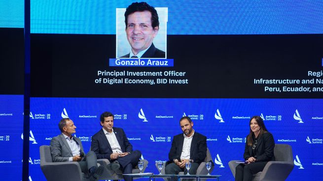Los que quieren traer plata quieren la seguridad de que la van a poder sacar, dijo el CEO de Banco Galicia en el panel del Summit de AmCham.