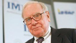 Legendary investor warren buffett spoke with the us government about the financial crisis