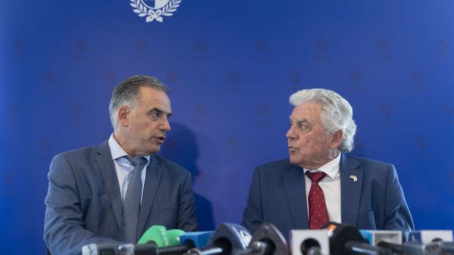 Yamandu Orsi reconoció una señal en el congelamiento de visas de Estados Unidos.