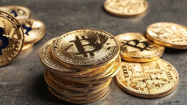 Bitcoin supera el marketcap de la plata y acecha a Alphabet en el ranking