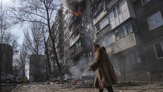 Edificios destruidos en las fueras de Kiev.