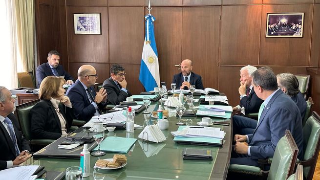 El Acuerdo General fue celebrado este martes en la Sala de Acuerdos del tribunal, bajo la Presidencia del Dr. Mariano H. Borinsky.