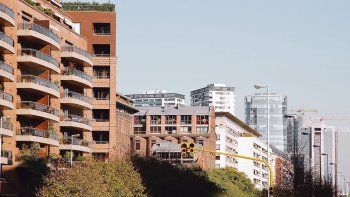 El valor actual del metro cuadrado promedio alcanzó los&nbsp;u$s2.187&nbsp;frente a los&nbsp;u$s2.395&nbsp; registrados en septiembre del año pasado, según Reporte Inmobiliario.