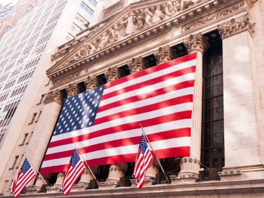 En Estados Unidos, se espera queel desempleo supere cualquier máximo del que se tenga registro desde la SegundaGuerra Mundial.