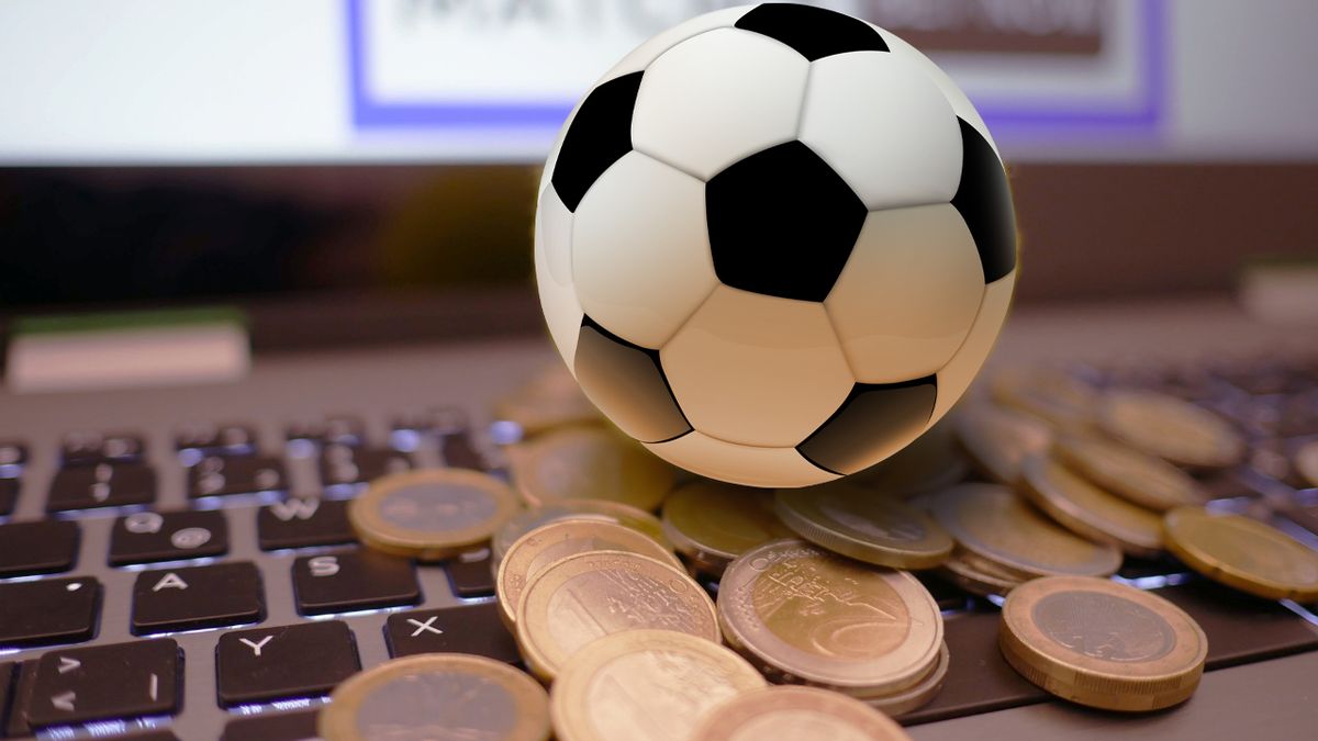 Millions of online bets tempt football in Latin America