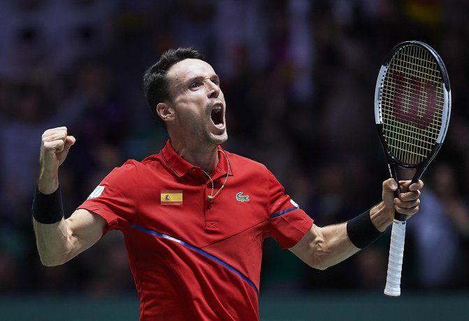Bautista Agut le dio el primer punto a España en la final.
