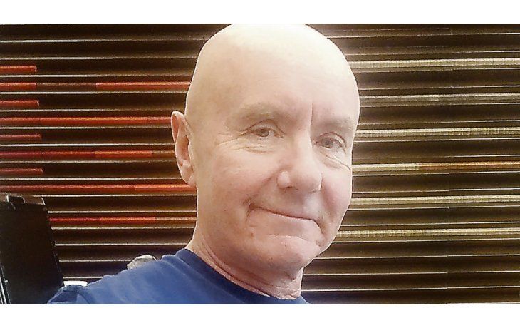 ámbito.com | Welsh. “Siempre trato de provocarme a mí mismo antes que a los otros. Si no reacciono, sé que no voy a tener efecto en mis lectores.”