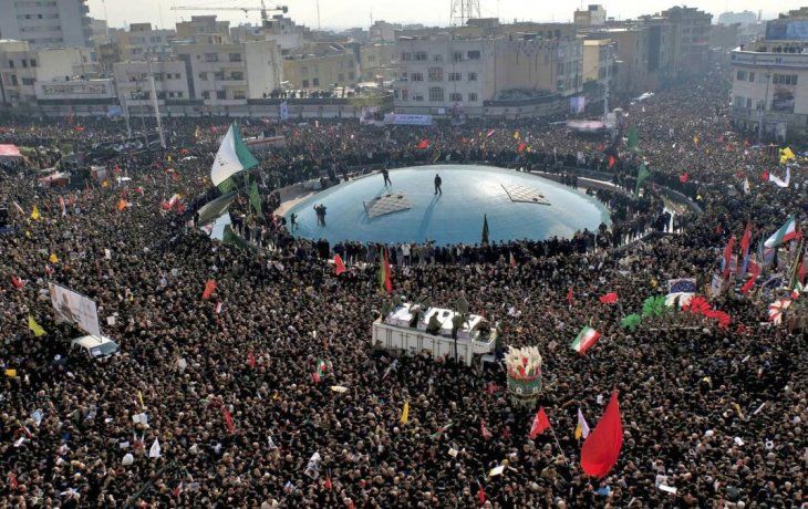 Desde el domingo pasado, las procesiones para despedir a Soleimani fueron masivas