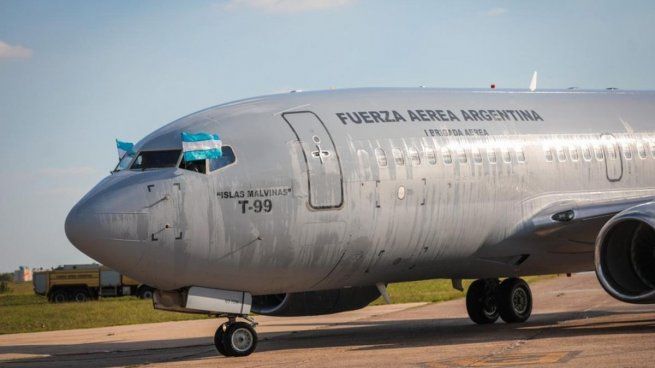 avion boeing 737 islas malvinas.jpg