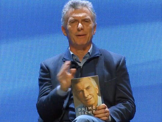 Mauricio Macri presentó su libro en Mendoza.