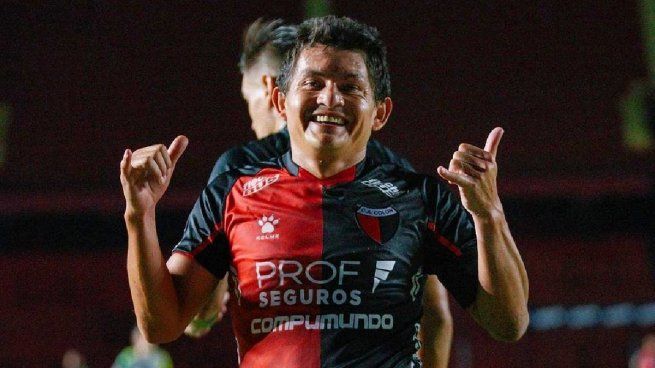 El Pulga Rodríguez sigue vigente a sus 40 años: asistencia para que Colón vuelva al triunfo
