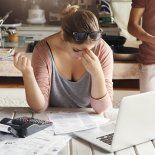 La importante compañía sufrió un duro revés. La importante compañía sufrió un duro revés.