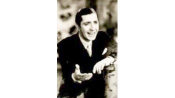 Carlos Gardel.
