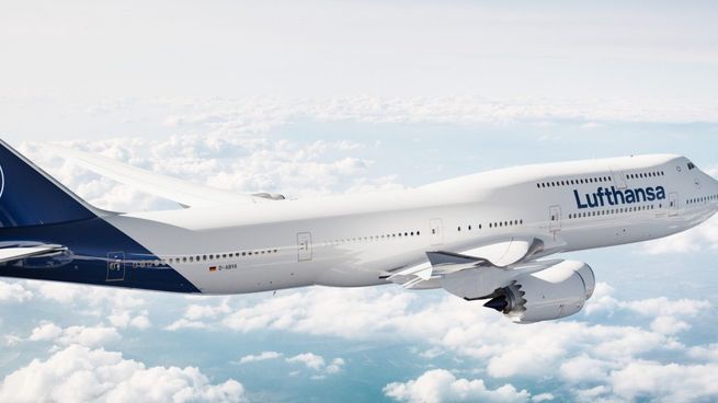 La compañía aérea de bandera y la más grande de Alemania se suma al cuidado del medioambiente debido a exigencias de la Unión Europea.