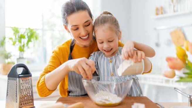 Tres recetas fáciles de hacer con los más chicos los días de lluvia.
