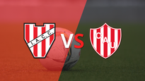 instituto y union buscan el gol que desempate el encuentro en el segundo tiempo