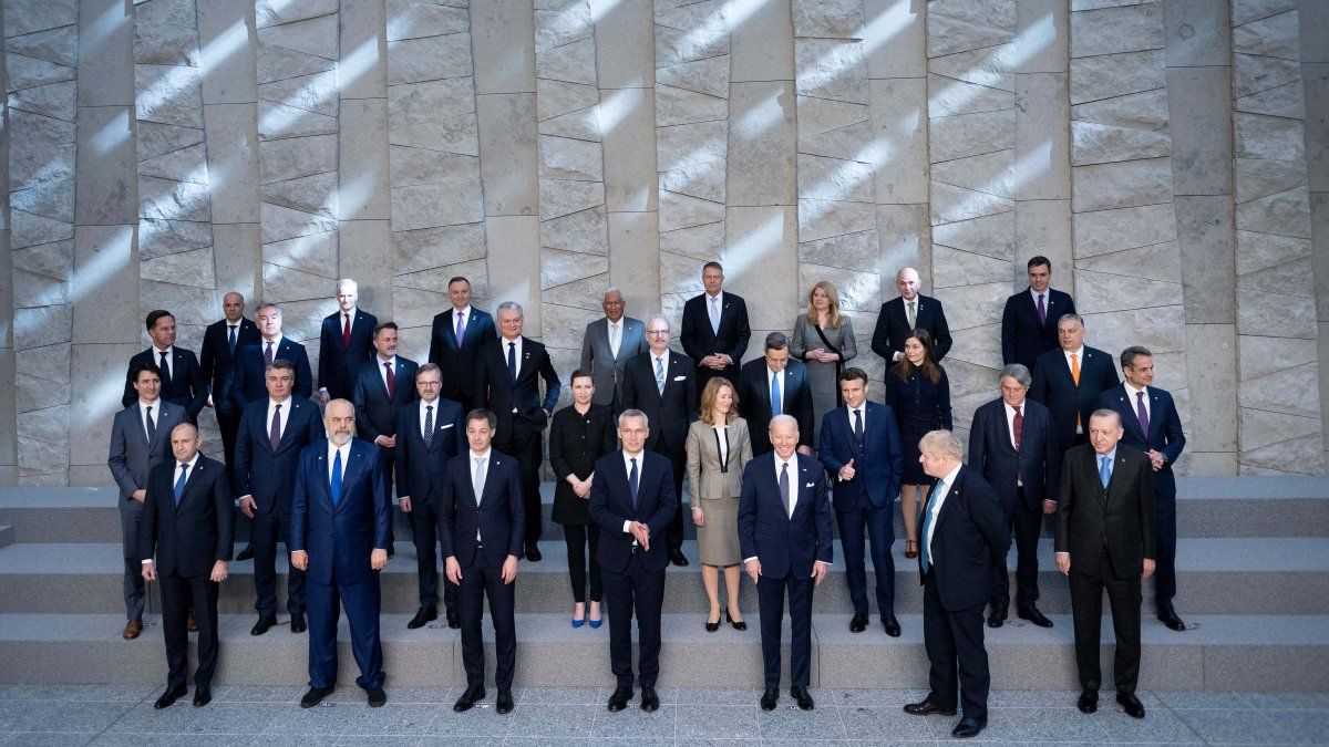 Biden and NATO leaders start first of three summits on the Russian invasion of Ukraine