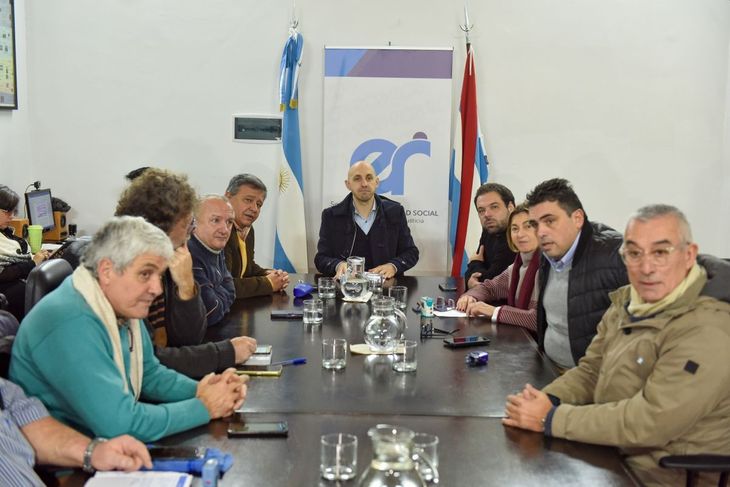 Negociaciones paritarias en Entre Ríos. Negociaciones paritarias en Entre Ríos.