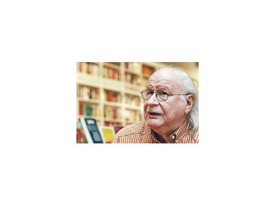 Manuel Iedvabni: «Hamlet es la obra que más me interesa, no sólo de Shakespeare sino de todo el teatro universal. Quizás por eso temía llevarla a escena».
