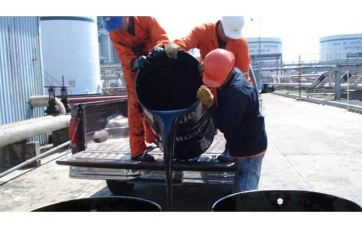 El petróleo cedió un 1% y perforó el piso de los u$s 46