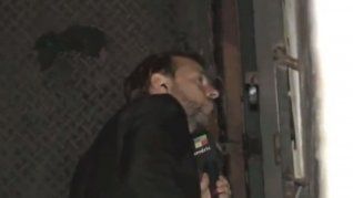 Periodista de Ámerica compra droga en vivo.
