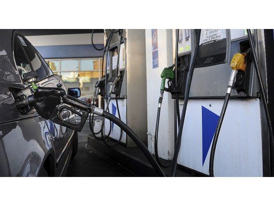 Demoran la suba de los combustibles hasta el lunes o el martes