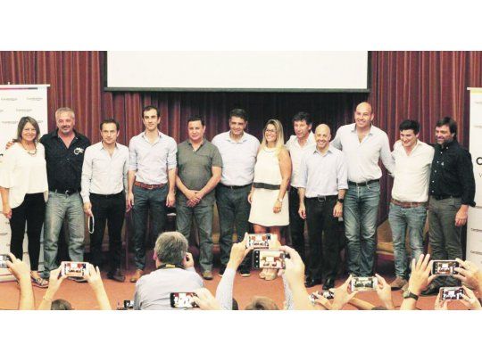 Coaching electoral. Jorge Macri juntó ayer en Vicente López a intendentes oficialistas como Gustavo Posse (San Isidro), Nicolás Ducoté (Pilar) y Martiniano Molina (Quilmes) para capacitar a candidatos “sin tierra”.