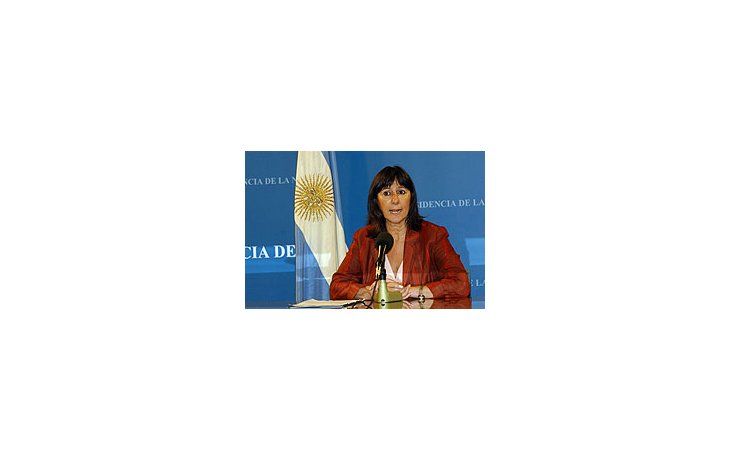 La ministra de economía, Felisa Miceli, en conferencia de prensa