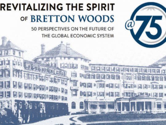 Los&nbsp;acuerdos de Bretton Woods&nbsp;fueron&nbsp;las resoluciones de la&nbsp;conferencia monetaria y financiera de las Naciones Unidas, realizada en el complejo hotelero de&nbsp;Bretton Woods&nbsp;(Nueva Hampshire,&nbsp;Estados Unidos), entre el&nbsp;1&nbsp;y el&nbsp;22 de julio&nbsp;de&nbsp;1944, que establecieron el nuevo orden econ&oacute;mico mundial que estuvo vigente hasta principios de la d&eacute;cada de 1970.