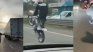 El motociclista fue multado por realizar maniobras indebidas&nbsp;