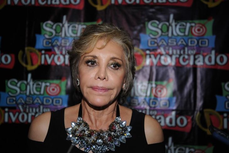 Los médicos le dieron un pronóstico dividido: 50% de probabilidades de recuperar el oído y 50% de quedarse sorda de forma permanente. Los médicos le dieron un pronóstico dividido: 50% de probabilidades de recuperar el oído y 50% de quedarse sorda de forma permanente.