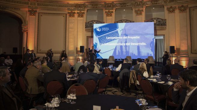 La Cámara de la Construcción presentó 11 proyectos para atraer inversiones a Uruguay.