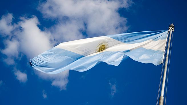 Feriado: 25 de mayo. 