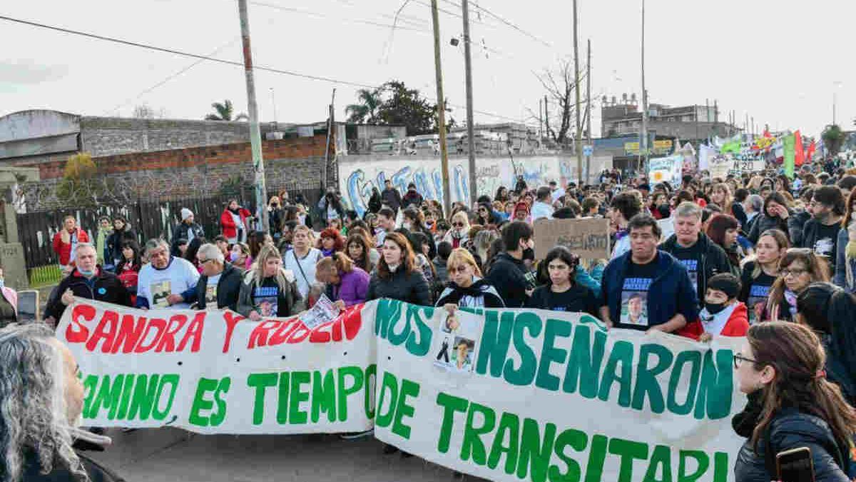 Homenajearon a los docentes bonaerenses Sandra y Rubén a 4 años de su muerte