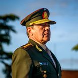 Carlos Presti pasará de ser el Jefe del Estado Mayor del Ejército al Ministerio de Defensa. Carlos Presti pasará de ser el Jefe del Estado Mayor del Ejército al Ministerio de Defensa.