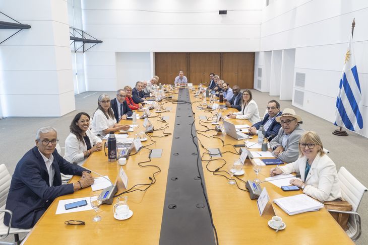 El gobierno cerró el primer año de gobierno en el sexto Consejo de Ministros, con el triunfo reciente de la aprobación de la ley de Presupuesto y las proyecciones para el 2026. El gobierno cerró el primer año de gobierno en el sexto Consejo de Ministros, con el triunfo reciente de la aprobación de la ley de Presupuesto y las proyecciones para el 2026.