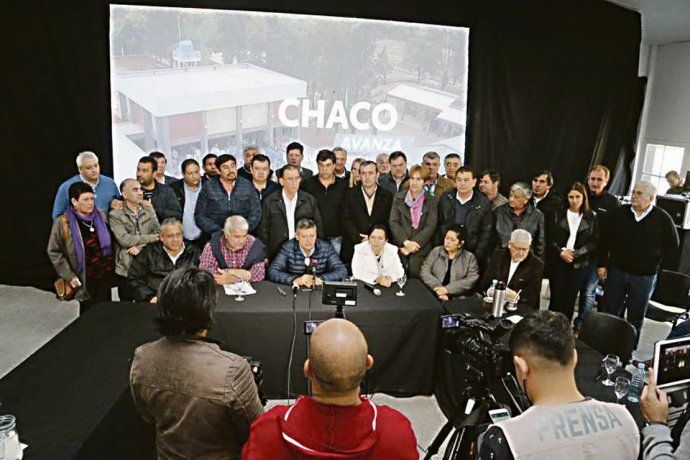 En Chaco, Domingo Peppo anunció que Capitanich peleará por el Senado.
