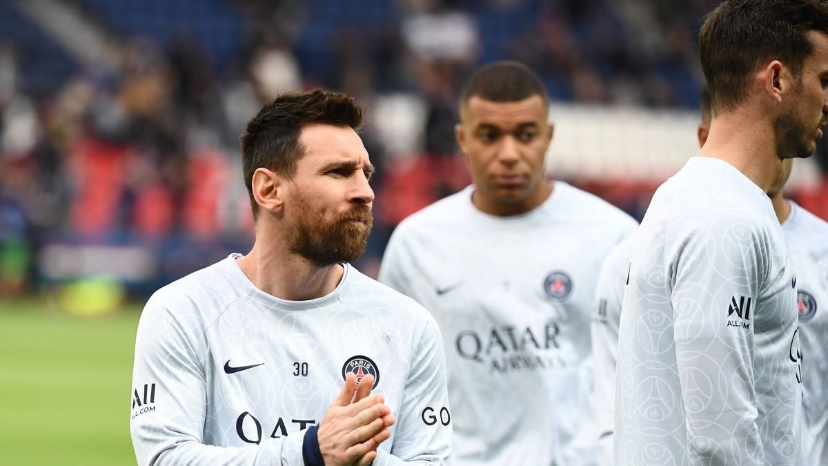 Messi played again and was whistled again by PSG fans