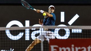 Facundo Díaz Acosta no será parte de Roland Garros este año.
