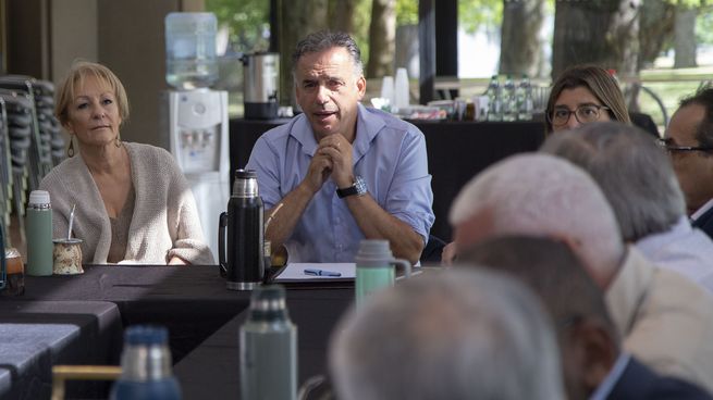 Yamandú Orsi brindó declaraciones tras la reunión con ministros que mantuvo este domingo por la mañana.&nbsp;