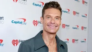 Vivió una adolescencia llena de inseguridades y verguenza, pero hoy es uno de los conductores más exitosos de Estados Unidos. Vivió una adolescencia llena de inseguridades y verguenza, pero hoy es uno de los conductores más exitosos de Estados Unidos.