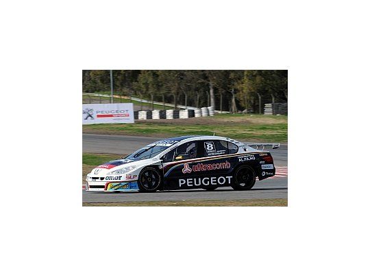 El 408 de Girolami y Giallombardi picó en punta (Foto: sitio web oficial del STC2000).