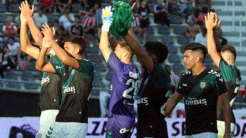 banfield logro un gran triunfo en la plata