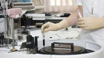 EEUU acord&oacute; con el laboratorio AstraZeneca por nuevos tratamientos contra el coronavirus.&nbsp;