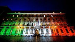 Italia y una situación desesperada ante el coronavirus. Conte ordenó frenar toda producción no esencial.