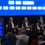 Mesa del Cobre. El grupo lo integran las provincias de Mendoza, Jujuy, Catamarca, San Juan y Salta. El único ausente a la cita fue Gustavo Sáenz. Mesa del Cobre. El grupo lo integran las provincias de Mendoza, Jujuy, Catamarca, San Juan y Salta. El único ausente a la cita fue Gustavo Sáenz.