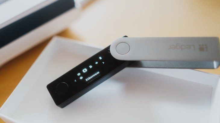Una billetera fría es uno de los lugares más seguros para los dólares digitales.