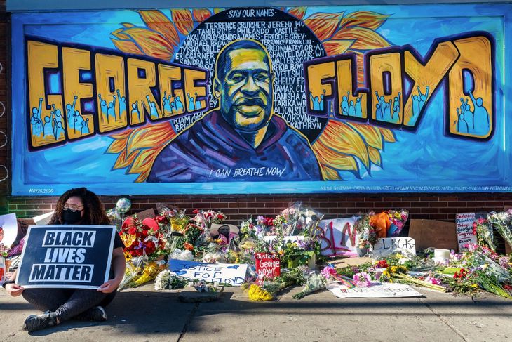 En el 2020 estallan las protestas en Minnesota, por la muerte de George Floyd a manos de un policía. En el 2020 estallan las protestas en Minnesota, por la muerte de George Floyd a manos de un policía.