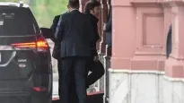 Javier MIlei, ingresando a la Casa Rosada.